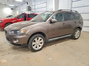 Mitsubishi Outlander 2.4L 4 2013