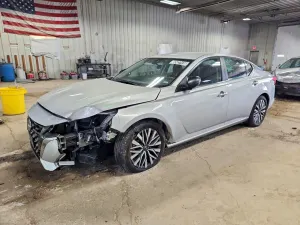 Nissan Altima 2.5L 4 2025