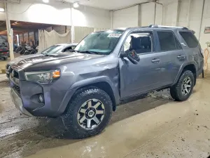 Toyota 4Runner 4.0L 6 2018
