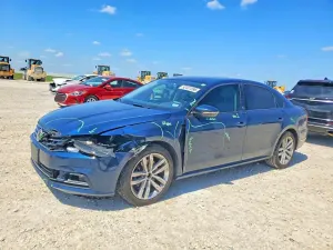 Volkswagen Passat 2.0L 4 2019