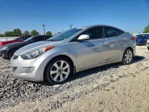 Hyundai Elantra 1.8L 4 2013