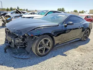 Ford Mustang 2.3L 4 2025