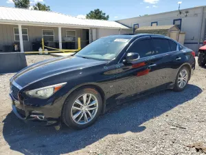 Infiniti Q50 3.7L 6 2015