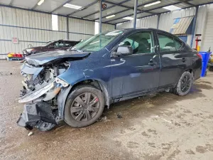 Nissan Versa 1.6L 4 2015