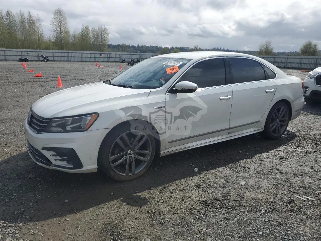 Volkswagen Passat R-LINE 1.8L 4 2017