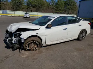 Nissan Altima 2.5L 4 2025