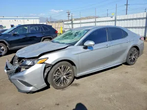 Toyota Camry 2.5L 4 2020