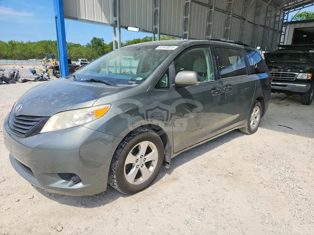 Toyota Sienna 3.5L 6 2014