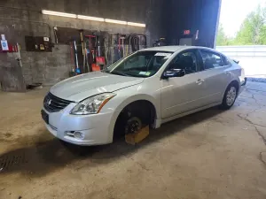 Nissan Altima 2.5L 4 2012