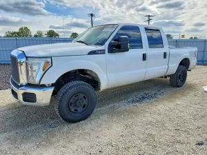 Ford F-350 6.2L 8 2015