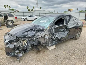 Nissan Sentra 2.0L 4 2023