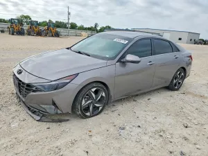 Hyundai Elantra 2.0L 4 2023