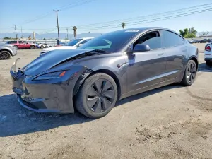 Tesla Model 3 2024