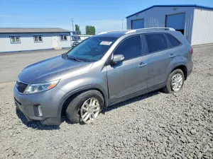 Kia Sorento 3.3L 6 2015