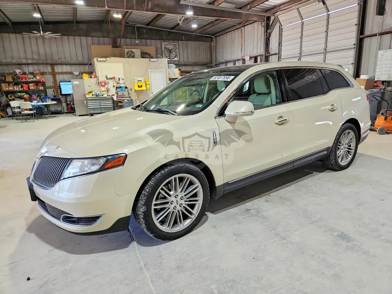 Lincoln MKT 3.5L 6 2015
