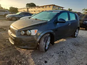 Chevrolet Aveo (Sonic) 1.4L 4 2015