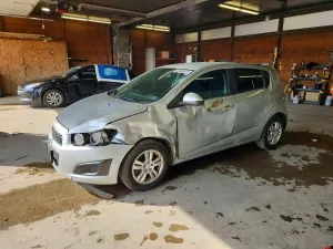 Chevrolet Aveo (Sonic) 1.8L 4 2014