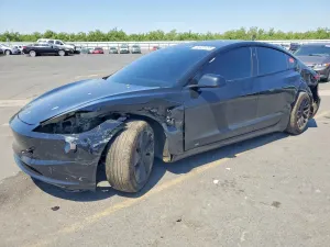 Tesla Model 3 2025