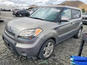 Kia Soul 2.0L 4 2011