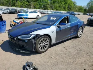 Tesla Model S 2016