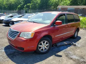 Chrysler Town & Country 3.8L 6 2010