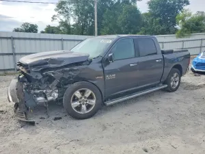 RAM 1500 5.7L 8 2017