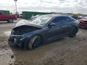 Kia K5 2.5L 4 2025