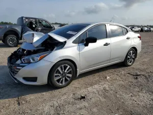 Nissan Versa 1.6L 4 2024