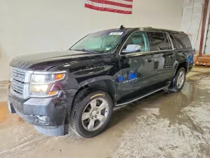 Chevrolet Suburban 5.3L 8 2015