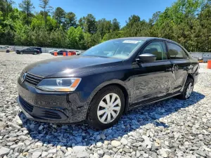 Volkswagen Jetta 2.0L 4 2012