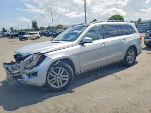 Mercedes-Benz GL 4.6L 8 2014