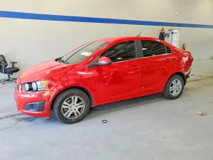 Chevrolet Aveo (Sonic) 1.8L 4 2014