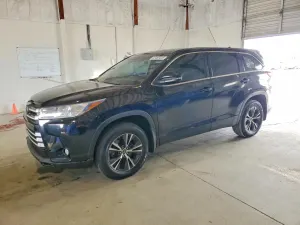 Toyota Highlander 3.5L 6 2018