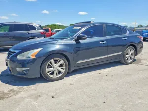 Nissan Altima 2.5L 4 2015