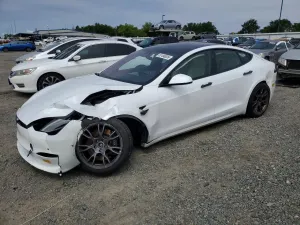 Tesla Model S 2022
