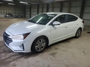 Hyundai Elantra 2.0L 4 2019