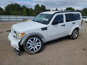 Dodge Nitro 3.7L 6 2011