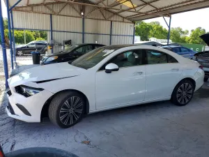 Mercedes-Benz CLA 2.0L 4 2022
