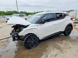 Nissan Kicks 1.6L 4 2020
