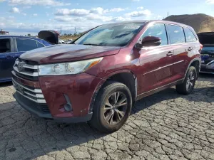 Toyota Highlander 3.5L 6 2017