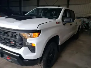 Chevrolet Silverado 1500 K1500 TRAIL BOSS CUSTOM 2.7L 4 2025