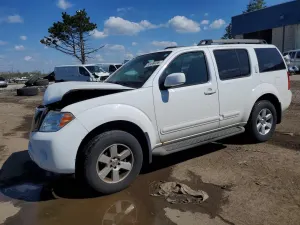 Nissan Pathfinder 4.0L 6 2012