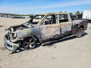 RAM 1500 5.7L 8 2021