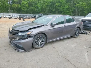 Toyota Camry 2.5L 4 2021