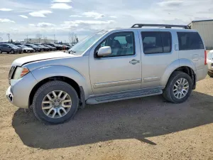 Nissan Pathfinder 4.0L 6 2011