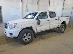 Toyota Tacoma 4.0L 6 2015