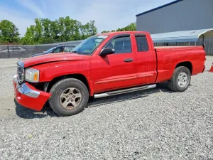 Dodge Dakota 3.7L 6 2005