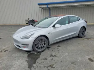 Tesla Model 3 2018