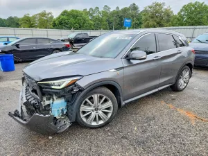 Infiniti QX50 2.0L 4 2021
