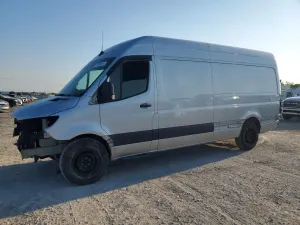 Mercedes-Benz Sprinter 2.0L 4 2023